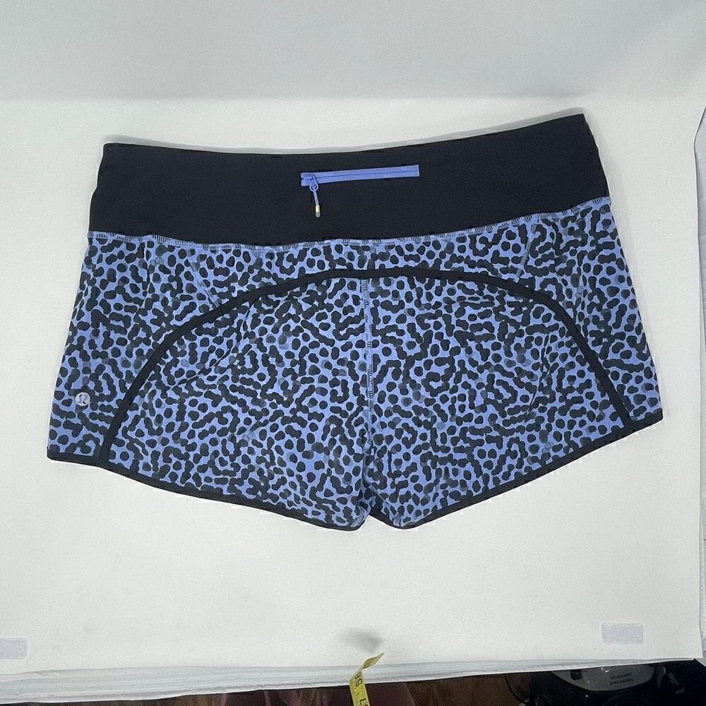 Lululemon Womens Activewear Shorts Stretch Polka Dots Blue Black Size 12
